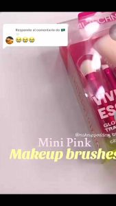 🌟SG SELLER🌟Real Techniques VIVID ESCAPE GLOW-TO-GO-Travel Brush Set + Mirrored Compact