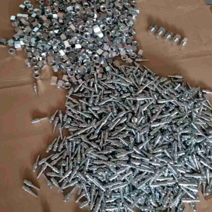 Van gắn bình khí oxy dùng cho cửa hàng bán cá cảnh và hải sản