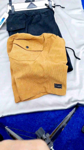 Celana Corduroy Pria Pendek: Kelebihan & Tips Memilih