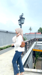 VENIA BAG BY BIRU TSABITA TAS SELEMPANG WANITA MODEL BULAT MOTIF