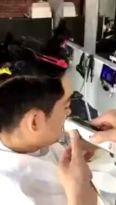 ปัตตาเลี่ยนกันขอบ Kemei 5017 ใช้กันขอบ แกะลาย ลับคมแต่งบาง ตีปีก พร้อมใช้งาน