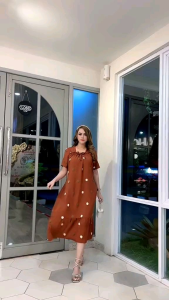 Dress Fuji Crinkle Pom Pom: Bahan Elegan untuk Acara Formal