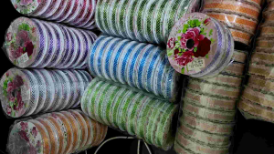 Satin Ribbon Organza / 1.67cm x 10 Yards Satin Ribbon Organza / DIY Decoration Hantaran Perkhawinan / Hiasan Pelamin Perkhawinan Decoration / Pembalut Basket Craft Decor Home / Decoration Gift Perkhawinan Ribbon Hadiah / Hiasan Pembungkusan Gift.