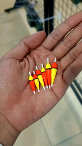 Kambangan Pelampung Pancing DN CANDY Lubang Tengah Ukuran S M L
