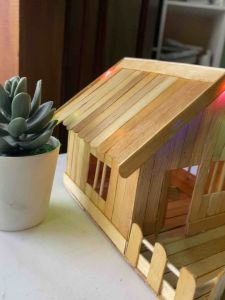 Rumah miniature lampu led dari stik es krim