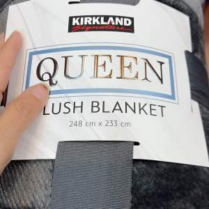 Chăn lông cừu Queen Kirkland bản Mỹ Kích thước 2.48m*2.33m nặng 3.2kg