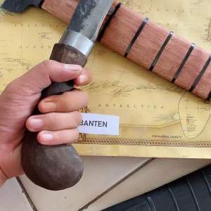Golok Baja Per Asli Banten: Alat Tebang Bambu Siap Pakai