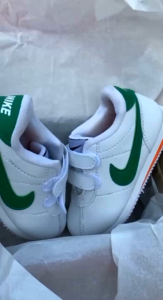 Sepatu Cortez Crow Kids Lucu Warna Putih Hijau 1-13th Free Box & Kaus Kaki