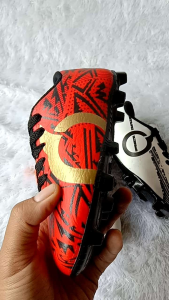 sepatu bola anak umur 4 tahun size 28-32 sepatu bola anak paud tk