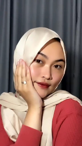 Keindahan Angel Rejuvenate Body Lotion dengan Salmon DNA 180 mL Sunscreen