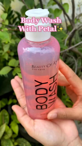 Keindahan Bunga Mawar Putih Dalam Body Wash Lembut 250 ml
