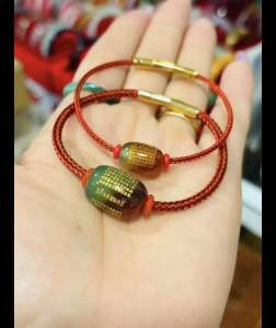 Vòng tay lu thống đá mã não tứ quý khắc chú Ommani bình an may mắn tài lộc