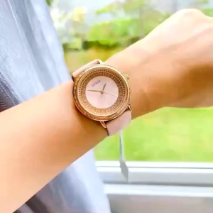 นาฬิกาผู้หญิงSparking Pink ตัวเรือนสเตนเลสพิงค์โกลด์ สายหนังชมพู หน้าปัด 36 มิล