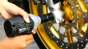 Dikirim Hari Ini!!! IMPACT WRENCH 2 BATRE BOR BATRE RETTO 198Vf BOLAK BALIK BOR PASANG DAN BUKA BAUT PROMO HARI INI