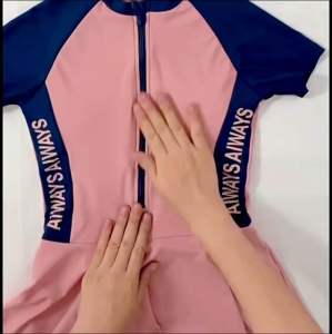 ชุดว่ายน้ำเด็กโตผู้หญิง (ช่วง 550 มล) - พร้อมส่ง (ชุดที่ 3)