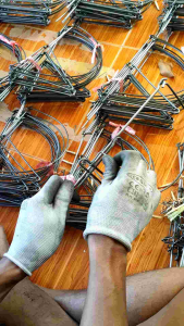 | ดักฟ้าผ่ากับดักฟ้าผ่าเหล็ก 1 มัด (10 อันตัว) | ดักญวนกับดักฟ้าผ่าเหล็ก 1 มัด (10 อันตัว) | กับ ดักฟ้าผ่าเหล็ก 1 มัด (10 อันตัว) | การเก็บรักษาง่ายและไม่ง้อเหยื่อ | 3.5 มิล |