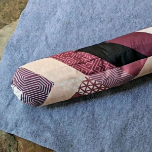 KEPOIN AKU / SARUNG BANTAL DAN GULING MEWAH BERKUALITAS