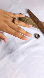 cincin unik corak alami daun pisang