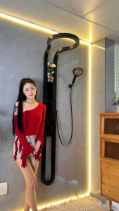 Set Shower Mandi perlengkapan mandi elektrik pemasangan dinding bertekanan tampilan Digital abu-abu