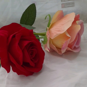 Com bo 10 bông hồng nhung đẹp xúất sắc- Hoa giả