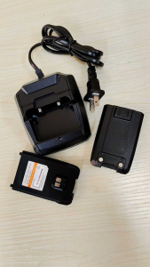 #FB320Nคลิปหลังแบบตเตอรี่แท่นชาร์จ วิทยุสื่อสารFUJITEL FB 320N