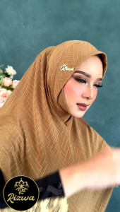 HIJAB INSTAN BERGO DAGU DANIA