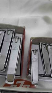 Gunting kuku 777 isi 12 pcs medium three seven