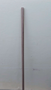 ด้ามไม้กวาด ไม้ถูพิ้น ยาว 100-120 ซม ทำจากไม้เนื้อแข็ง