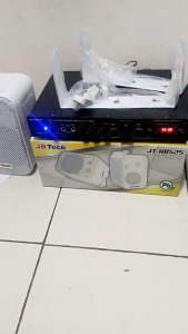 AMPLIFIER KARAOKE PLUS SPEAKER 1 SET SIAP PAKE / PAKET AUDIO SOUND CAFE KANTOR MASJID RESTO / JB TECH SPEAKER + SUNBUCK AMPLIFIER