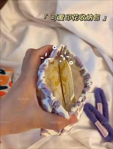 Creative Automatic Closing Lipstick Pouch/ Portable Waterproof Small Coin Money Purses Girl Jewelry Earphone Storage Bag