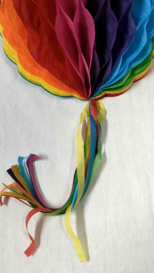 ลังมดแดง ลูกโลก พวงมาลัย โมบาย ประดับบ้าน ประดับสวน พร้อมส่ง