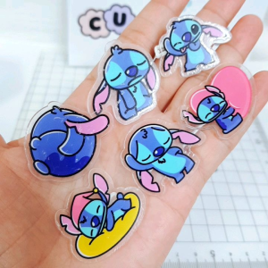 可爱史迪奇亚克力胸针 书包包包笔盒服饰背包帽子挂件 卡通别针徽章配件 Stitch Cute Brooch Acrylic Badge Pin Diy Decoration School Pencil Bag Kerongsang Hiasan Beg Topi XZ49