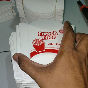 Dus kertas kentang goreng/french fries bahan ivory