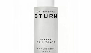 Hyaluronic Serum for Darker Skin Tones by DR.BARBARA STURM (30 ml.)
