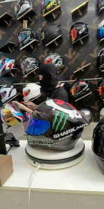 Mũ bảo hiểm full face Agu Dragon gắn sừng và đuôi gióphong cách thời trang helmet