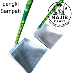 Pengki Seng Gagang Kayu