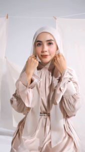 Jilbab Bella Square Segi Empat Pollyycotton Hijab Bella Polos