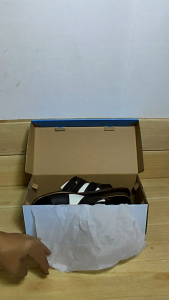 Sandal Kulit Pria Model Flops Silang: Desain Modern & Nyaman