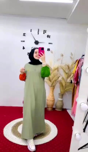 Gamis Polos Viral Ld 130/Gamis positive LD 105 PB 135 Bahan combad20s By Nabil