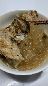 วุ้นเส้น วุ้นเส้นห่อจิ๋ว ตรา หยกไผ่ ขนาด 20 กรัม X 30 ห่อ (1 แพค)