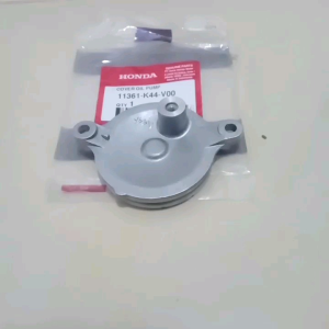 besi tutup pompa oli cover oil pump beat pop beat sporty esp k25G beat sporty esp k81 scoopy esp k16R scoopy esp k93 vario 110 esp original honda 11361K44V00
