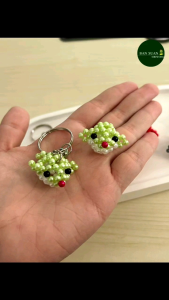 พวงกุญแจลูกปัด ปลาน้อย มุกเทียม ขนาด 4 มิล คละสี