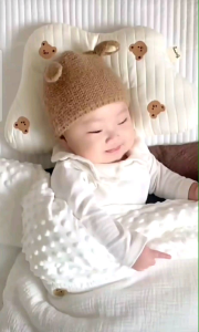 Lovey Portable Rechargeable Baby Bottle Warmer with LCD Display