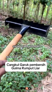 Alat Garuk Rumput Liar Cangkul Gulma Gagang Besi Bahan Plat Besi Tajam