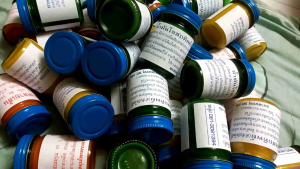 น้ำมันโอสถทิพย์ 50 กรัม 5 ขวด **ชุดสุดคุ้มมาก***