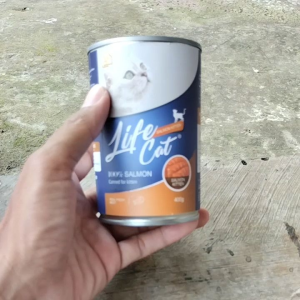 life cat kaleng makanan basah untuk semua jenis kucing