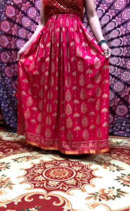 💥กระโปรงอินเดียพิมพ์ทองทั้งตัว งานผลิตจากผ้าคอตตอลอย่างดี สีสด งานอินเดียนำเข้า พร้อมส่ง