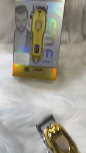 Kemei KM802 pg ปัตตาเลี่ยนไร้สาย ปัตตาเลี่ยน จอบอกสถานะแบต ตัดผมใบมีดสแตนเลส ทนทาน แบตอึด ชาร์จเร็ว