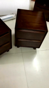 Tủ đầu giường gỗ tự nhiên kiểu dáng hàn quốc