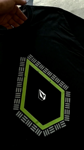 Kaos Volcom Stone Hitam: T-shirt Distro Surfing Pria Oblong Cowok Lengan Pendek Motif Terbaru